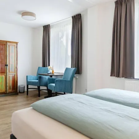 Gruppenhaus Haus Berchstein Apartament Winterberg